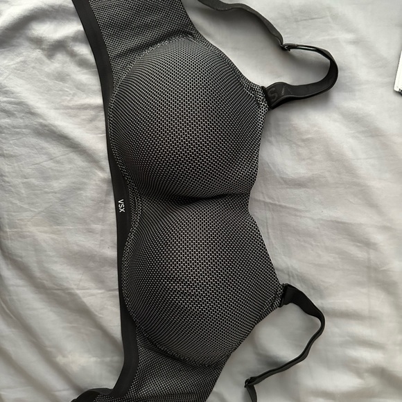 Sports bra - Victoria Secret - Picture 1 of 2